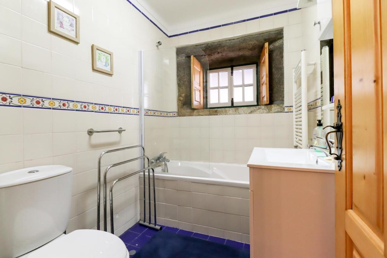 Casa Largo Do Porto - Country House With Swimming Pool Viana do Castelo Bagian luar foto