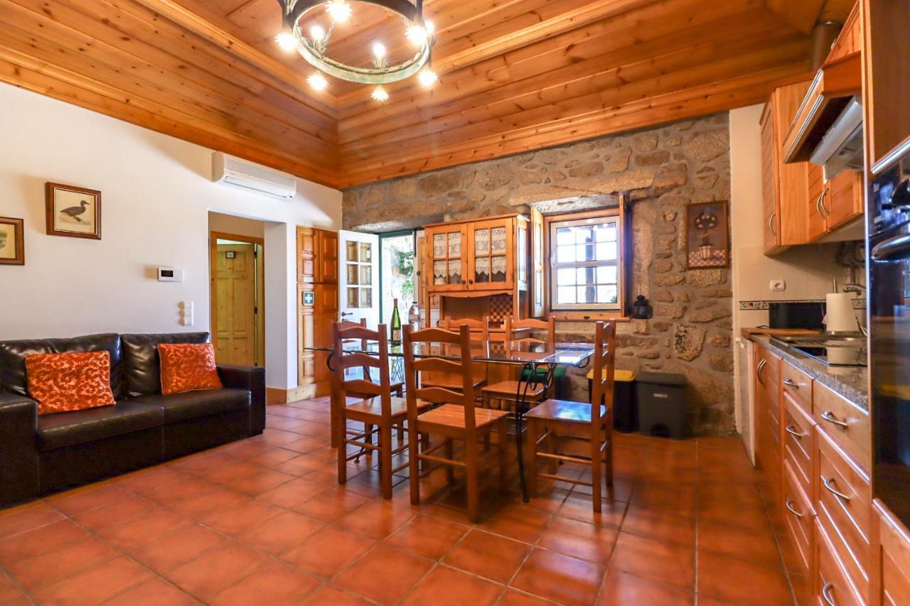 Casa Largo Do Porto - Country House With Swimming Pool Viana do Castelo Bagian luar foto